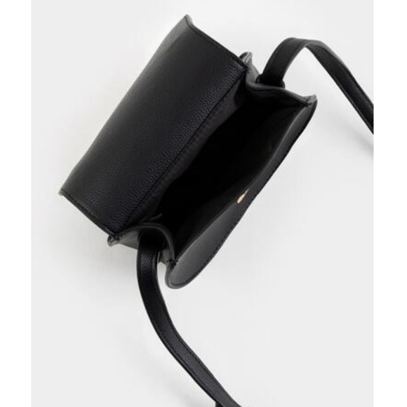 NWT Francesca's Women's Camilla Saddle Black Crossbody - Picture 3 of 7